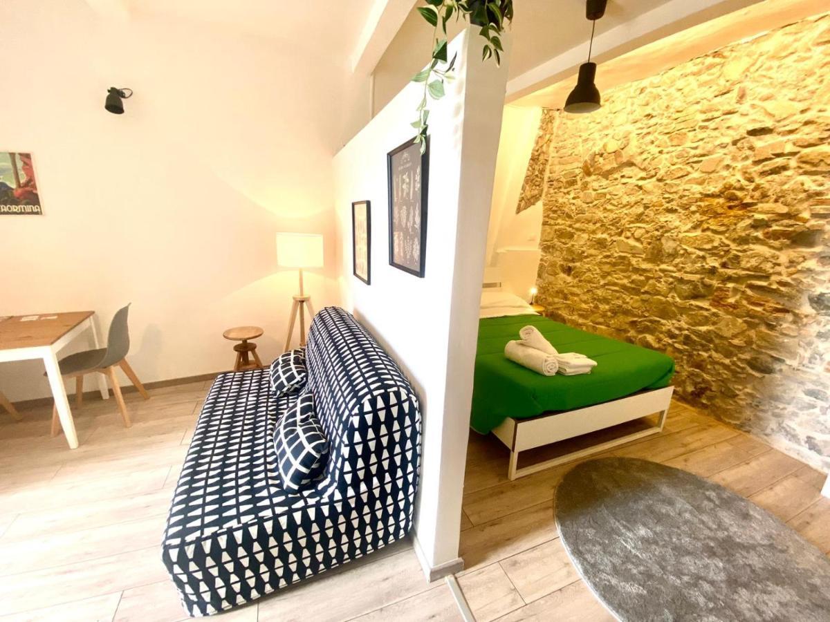 Casa Vacanze Controvento ตาออร์มินา ภายนอก รูปภาพ